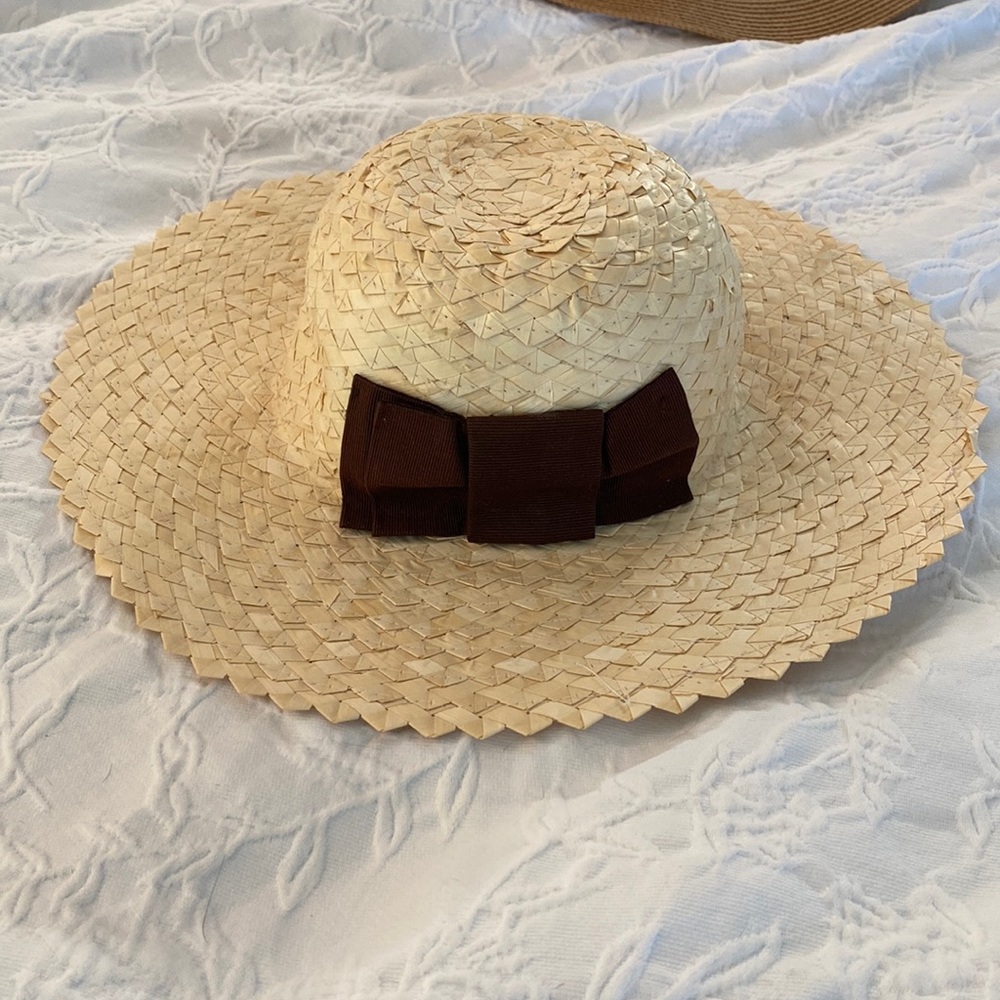 Straw Sun hat with brown bow
